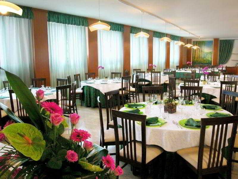 Hotel San Giuseppe San Marino Restoran fotoğraf